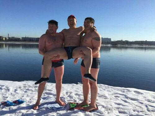 冬泳的视频,冬泳勇士的冰水征途